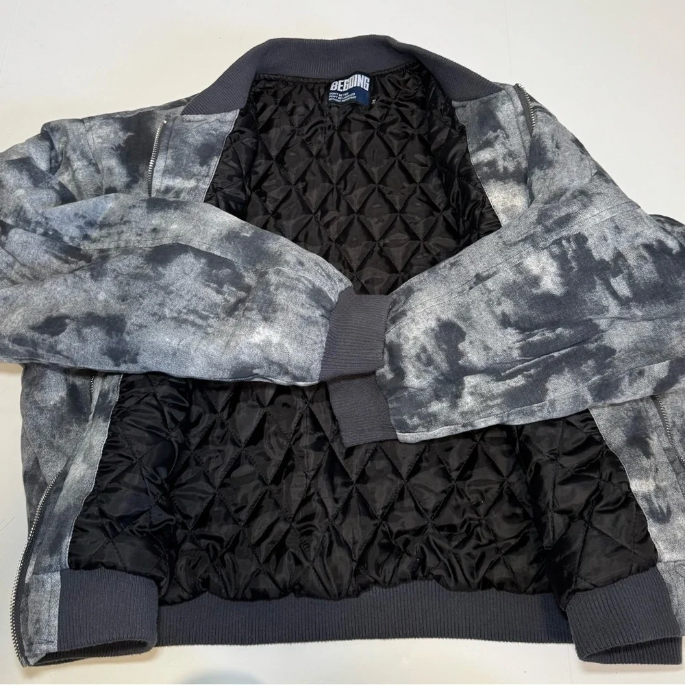 Men’s BEGOING bomber jacket with a gray and black  watercolor pattern size M